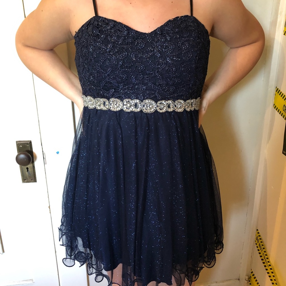 Sparkling, navy blue dress with diamond belt